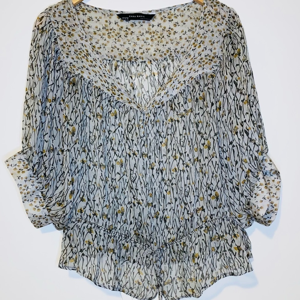NWOT Zara Sage Floral Boho 100% Silk Sheer 3/4 Cuffed Sleeve Top Size M